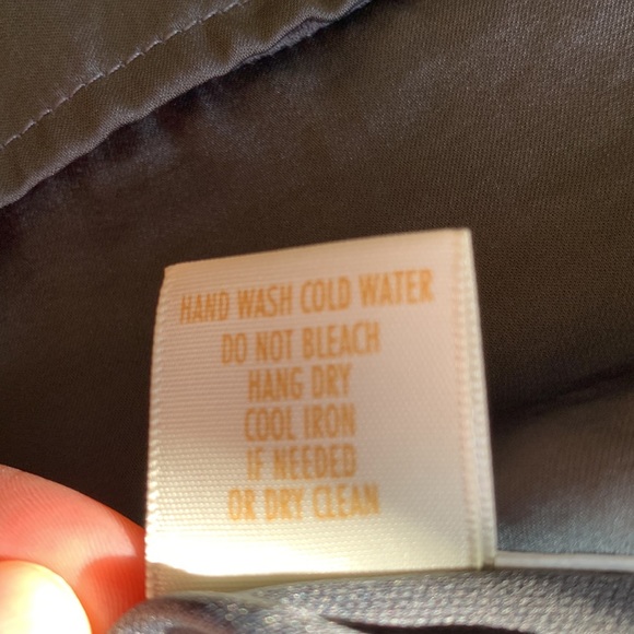 Adiva Silver-Grey Flower Ruffle Tank Top - Small - EUC - Picture 9 of 9